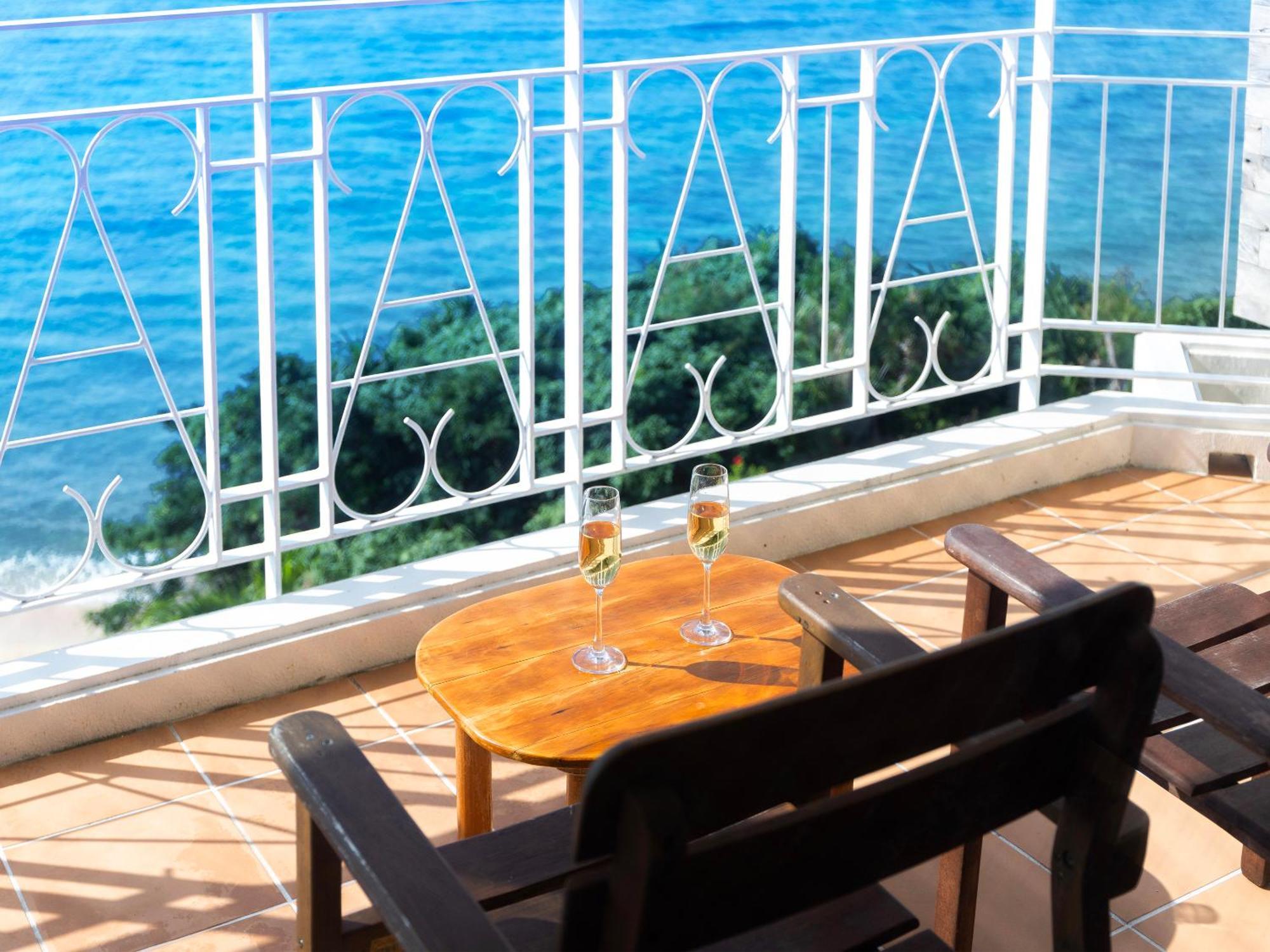 Umi No Terrace Yomitan Toya Hotel Kültér fotó